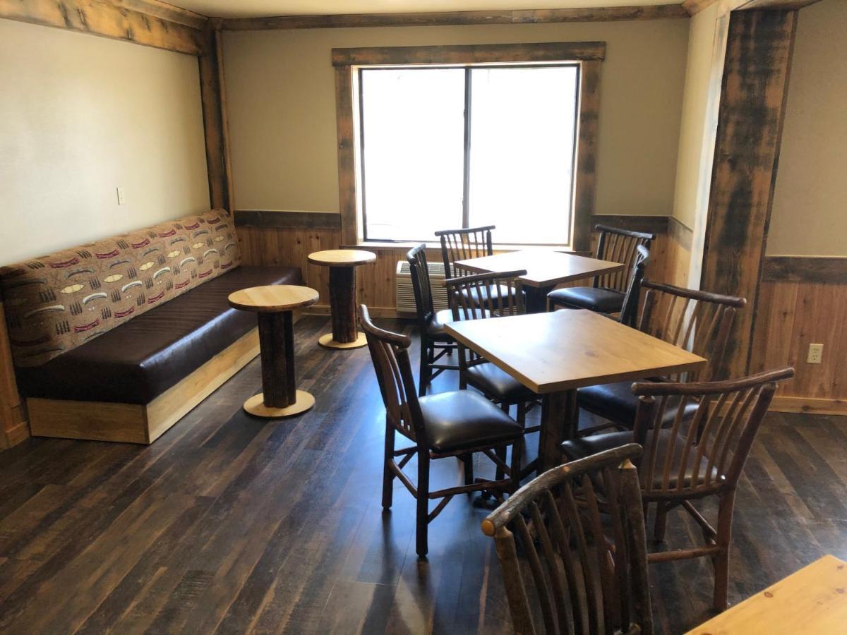 Clubhouse Inn West Yellowstone Exteriér fotografie
